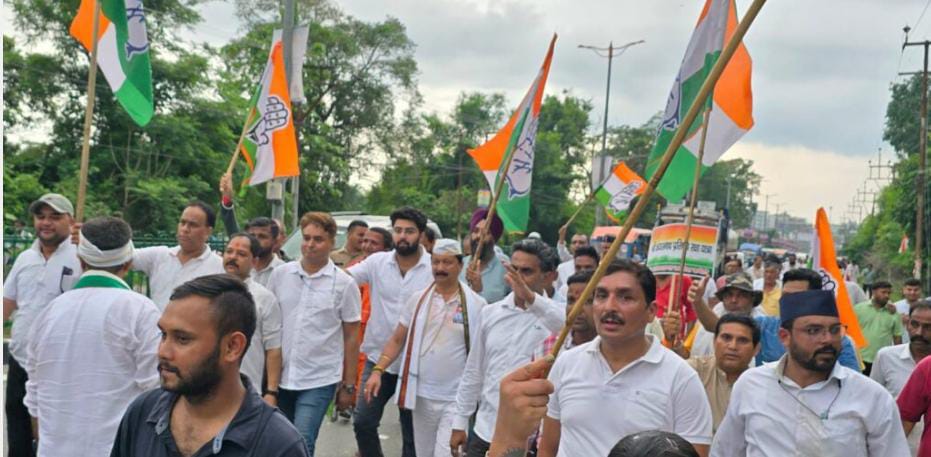 यात्रा: कांग्रेस की केदारनाथ प्रतिष्ठा यात्रा ऋषिकेश पहुंची, भाजपा पर लगाए आरोप…