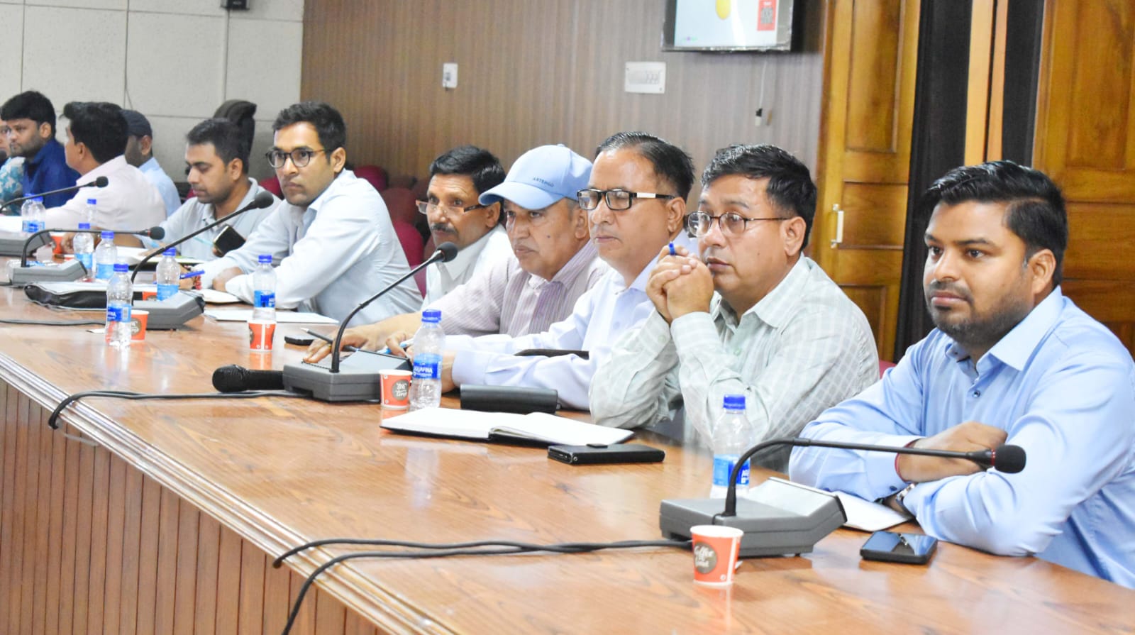 माँ नंदा देवी राजजात यात्रा की तैयारियों को लेकर जिलाधिकारी ली समीक्षा बैठक