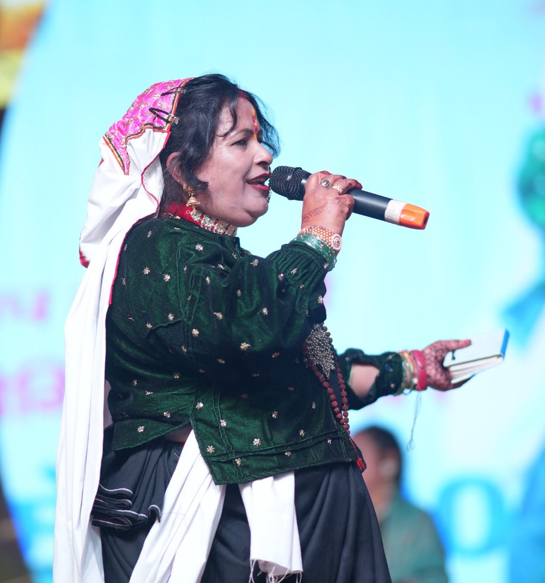 गौचर मेले का पहला दिन सांस्कृतिक संध्या के नाम